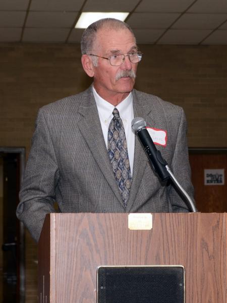 Headshot of Tom Gilburg