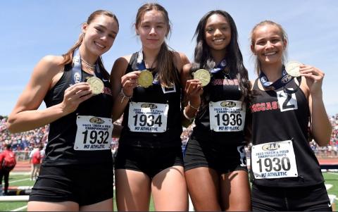 4x800 McCaskey state gold